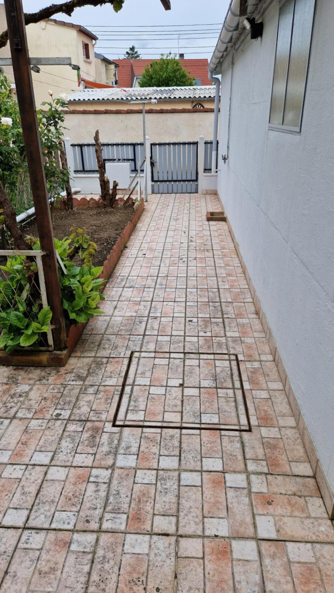 Maison 3 Chambres 6 Personnes Et Garage Châteauroux Extérieur photo